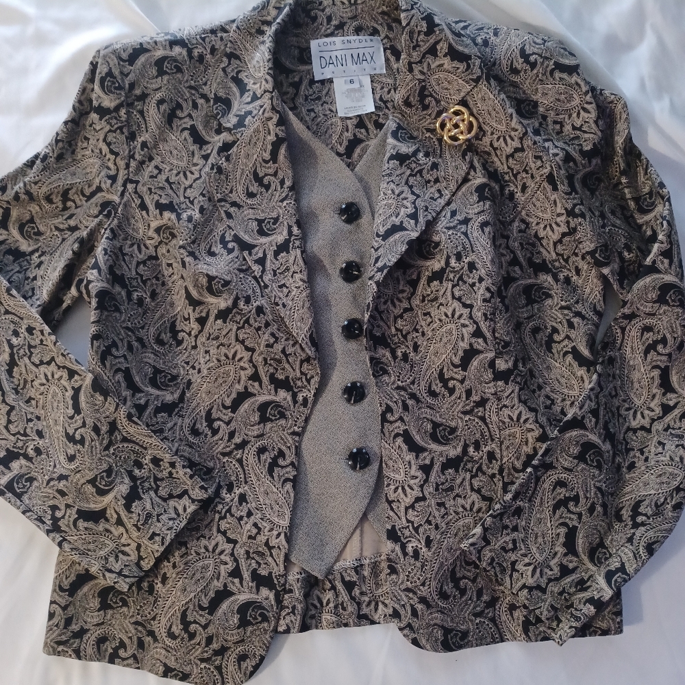 lois snyder dani max paisley open jacket attachd vest brooch tan brown 6P Petite